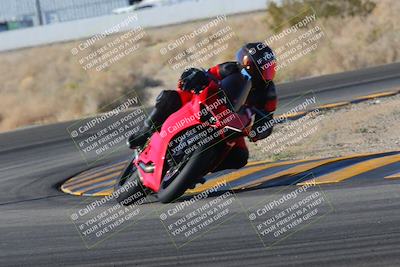 media/Dec-18-2022-SoCal Trackdays (Sun) [[8099a50955]]/Turn 4 (1pm)/